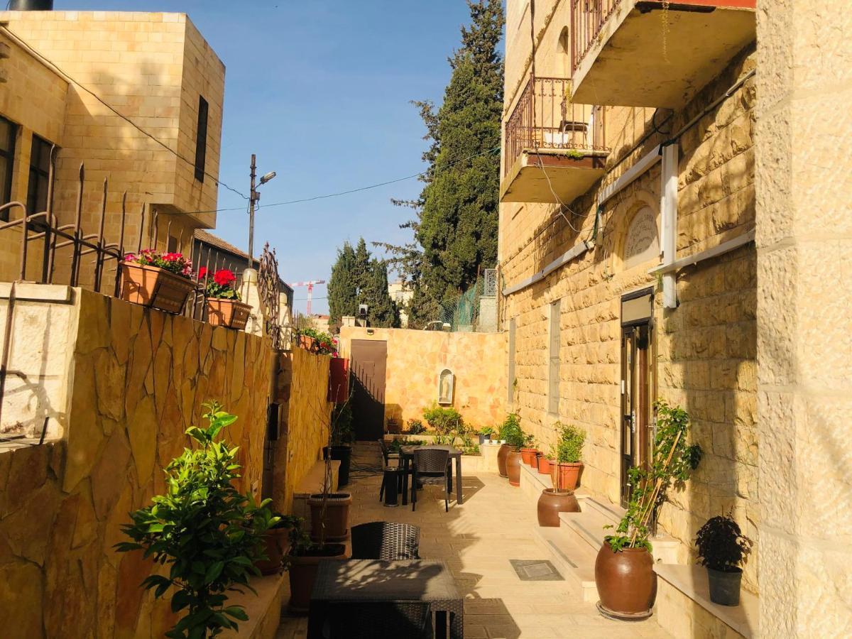 St Thomas Home'S Guesthouse - Jerusalem Eksteriør bilde